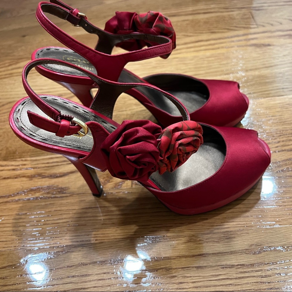 Coach Addeysen Red Satin Heels 👠 Super cute!